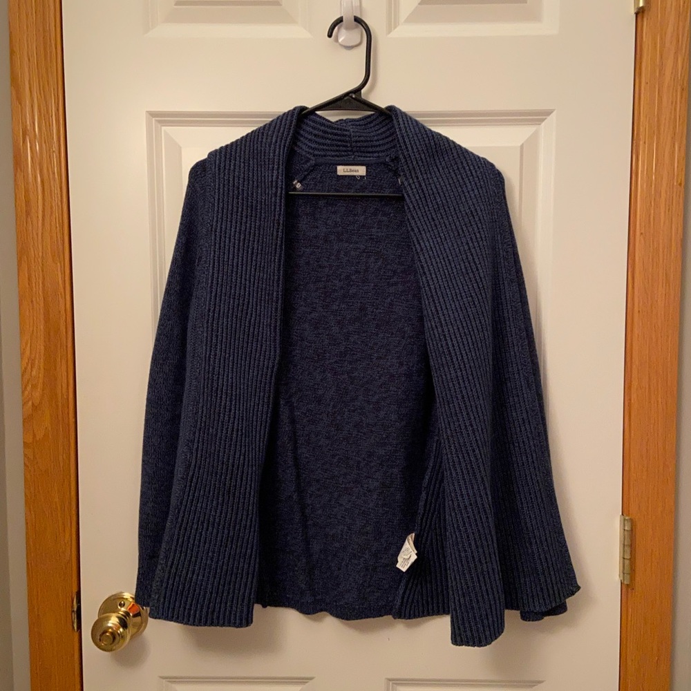 LL Bean Blue Knit Cardigan Size M